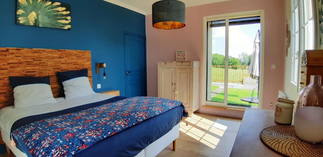 A L'Ombre De La Treille -Proche Saint-Emilion Bed & Breakfast Bagian luar foto