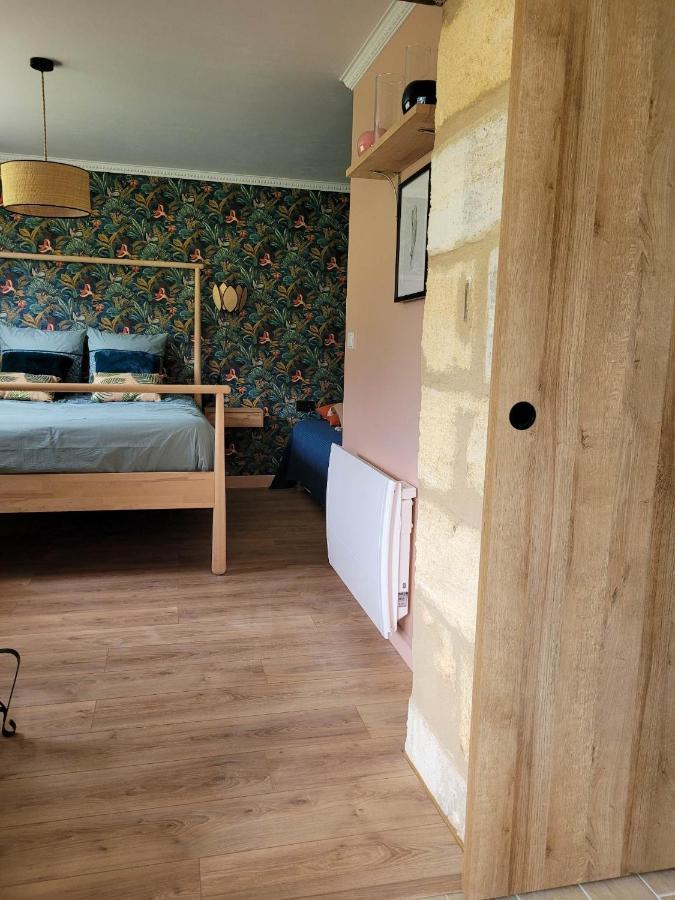 A L'Ombre De La Treille -Proche Saint-Emilion Bed & Breakfast Bagian luar foto