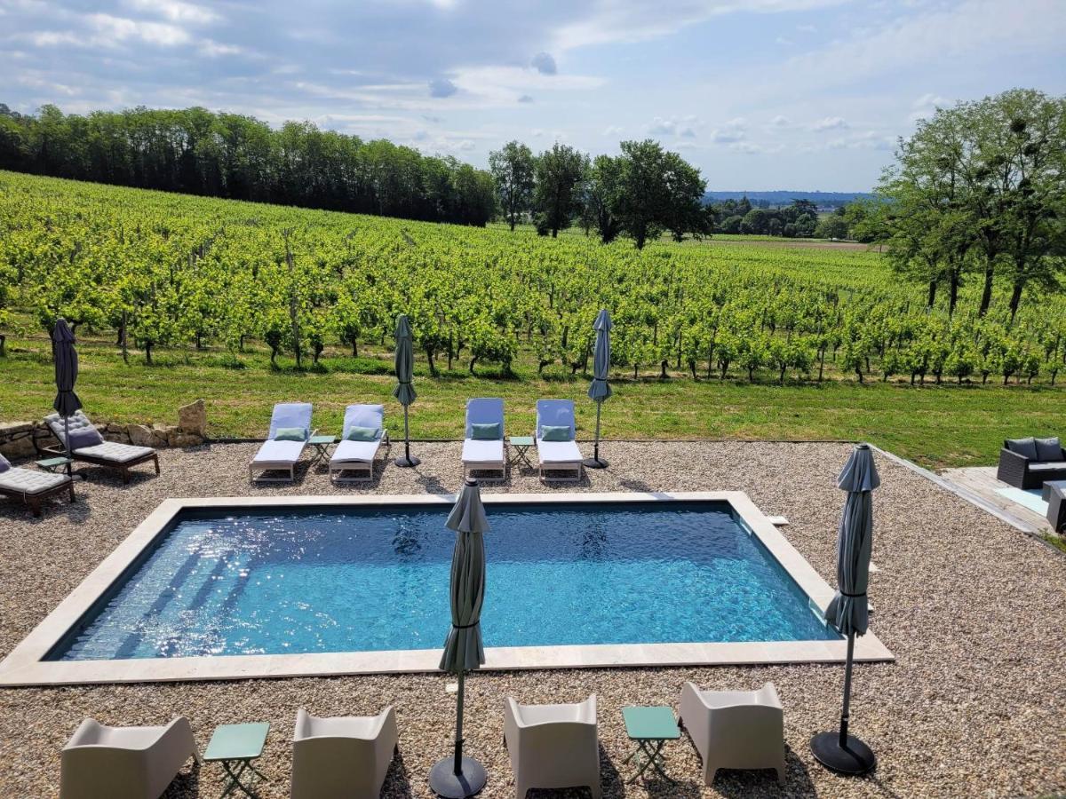 A L'Ombre De La Treille -Proche Saint-Emilion Bed & Breakfast Bagian luar foto