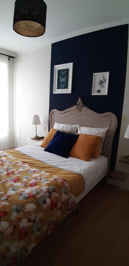 A L'Ombre De La Treille -Proche Saint-Emilion Bed & Breakfast Bagian luar foto